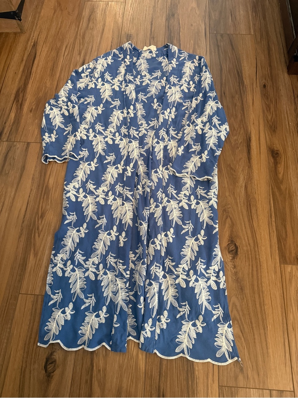 Blue Embroidered Long Sleeve Cardigan with White Leaf Motif